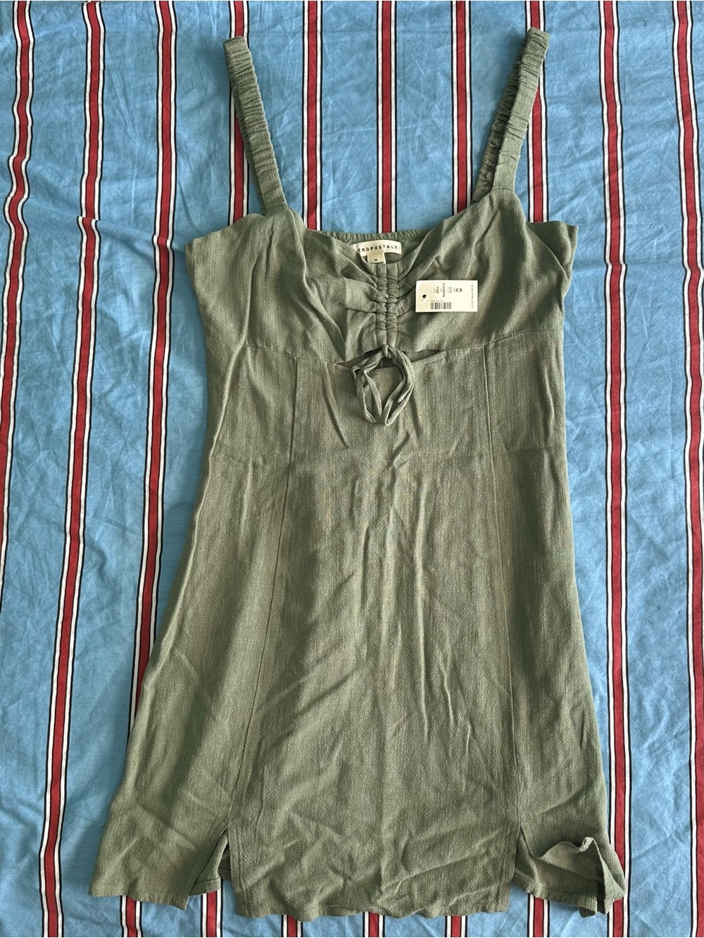 aéropostale sage green midi dress